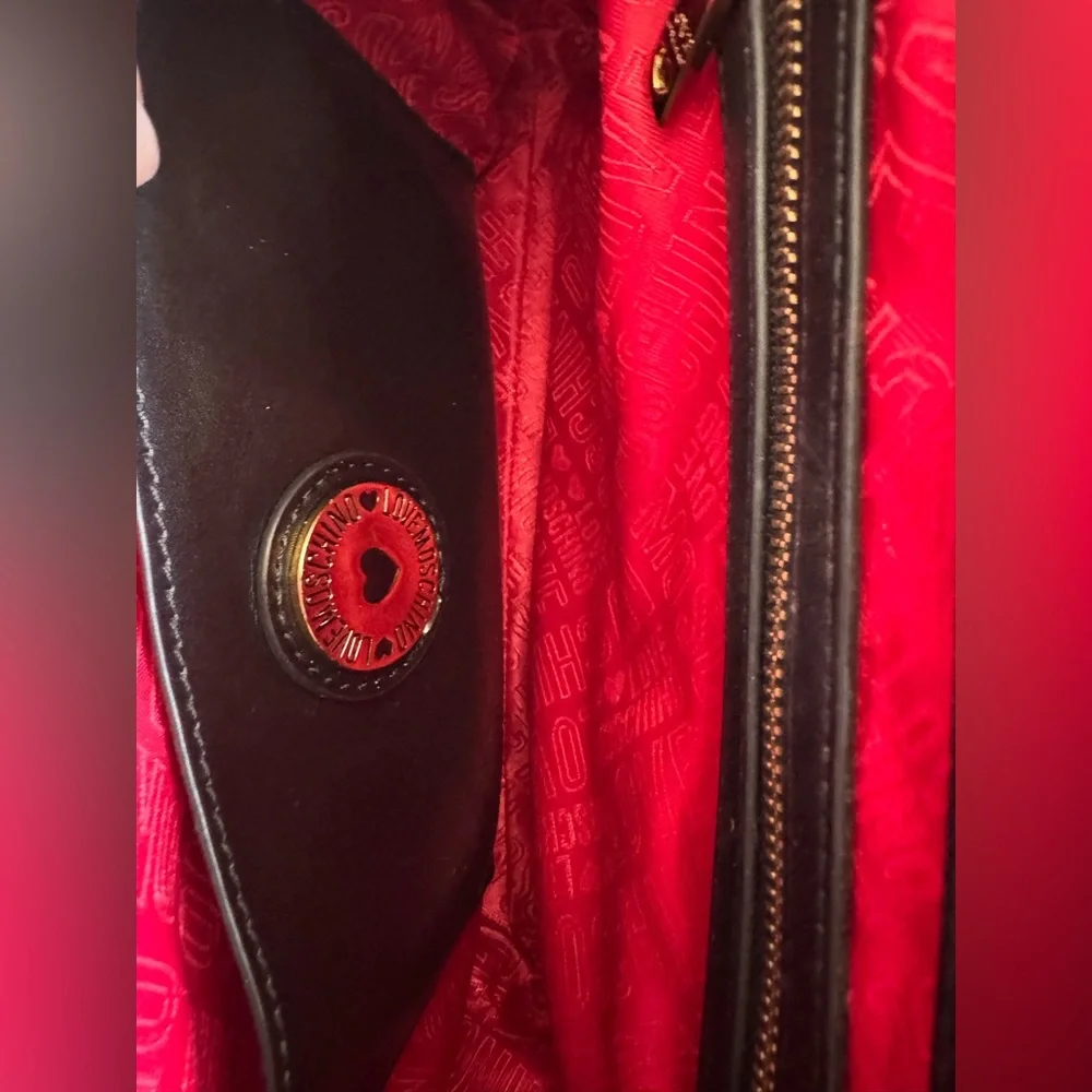 Love Moschino Black Quilted Shoulder Chain ⛓️💥 Bag - Picture 7 of 13